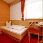 Pensionat Vizensn Living Sölden
