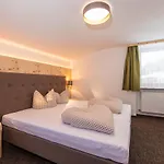 Vizensn Living Pensionat Sölden
