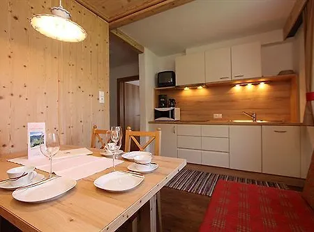 Affittacamere Vizensn Living 3*