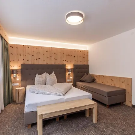 Guest house Vizensn Living 3*