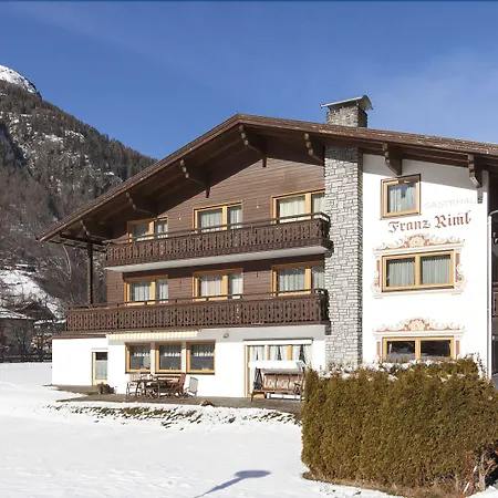 Vizensn Living Guest house