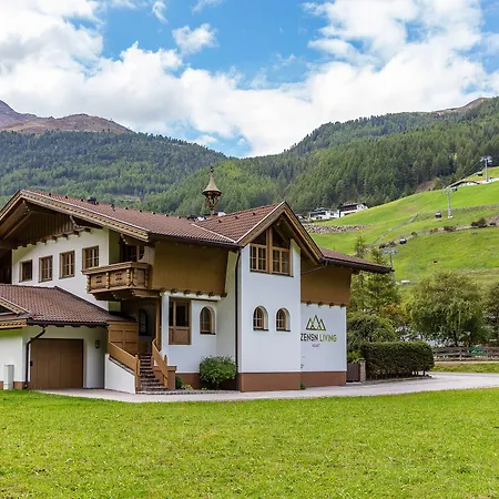 Vizensn Living Guest house