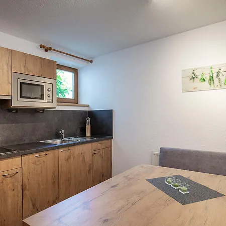 Vizensn Living Guest house Solden